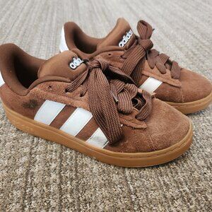 Mens Adidas tennis shoes 7.5